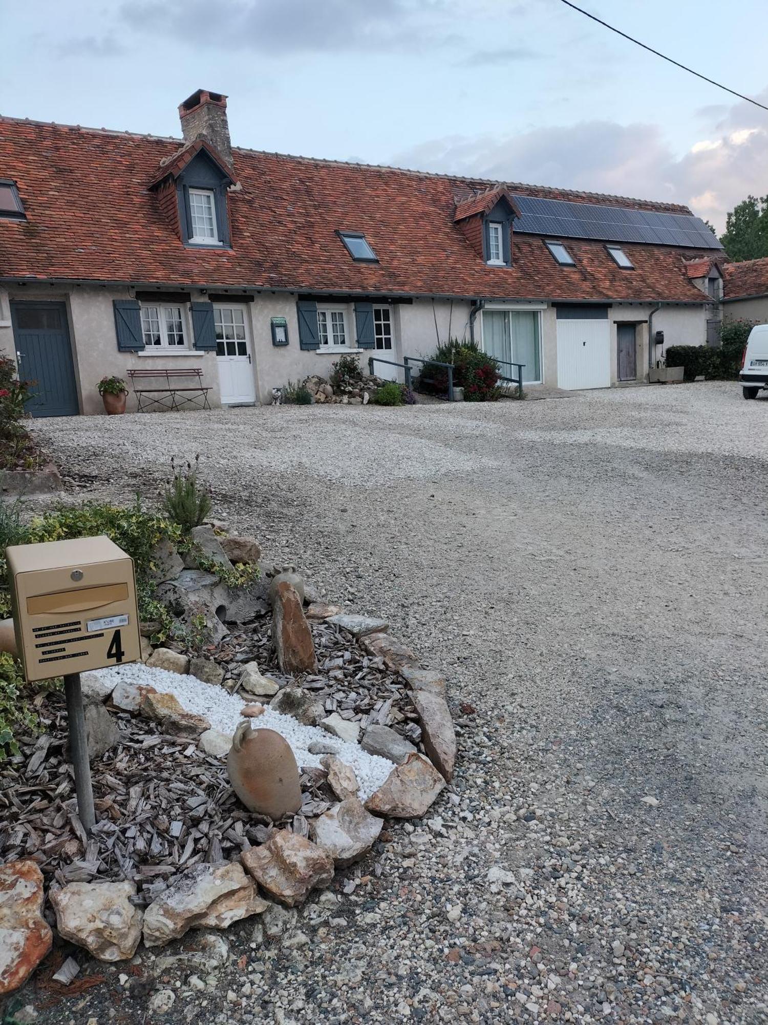 La Ferme Des Bigornes Hotel Chatillon-sur-Indre ภายนอก รูปภาพ